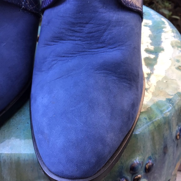 ICON (8M) WOMEN’S  Lace-upLeather Suede booties, Art design accent, Pre-owned. - Picture 6 of 10